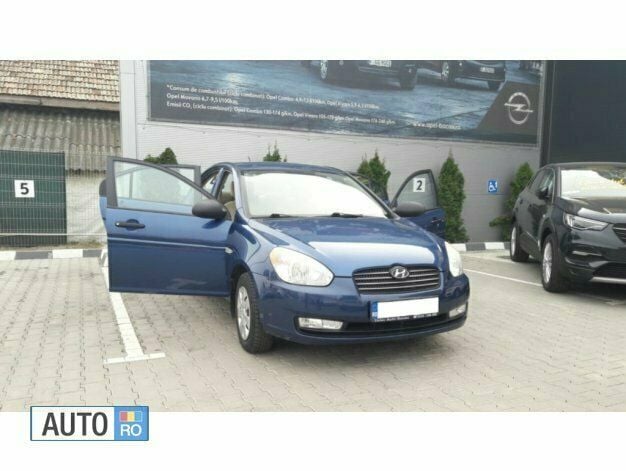Second-hand Hyundai Accent 110 CP (80 kW) 2009 Albastru Berlinǎ