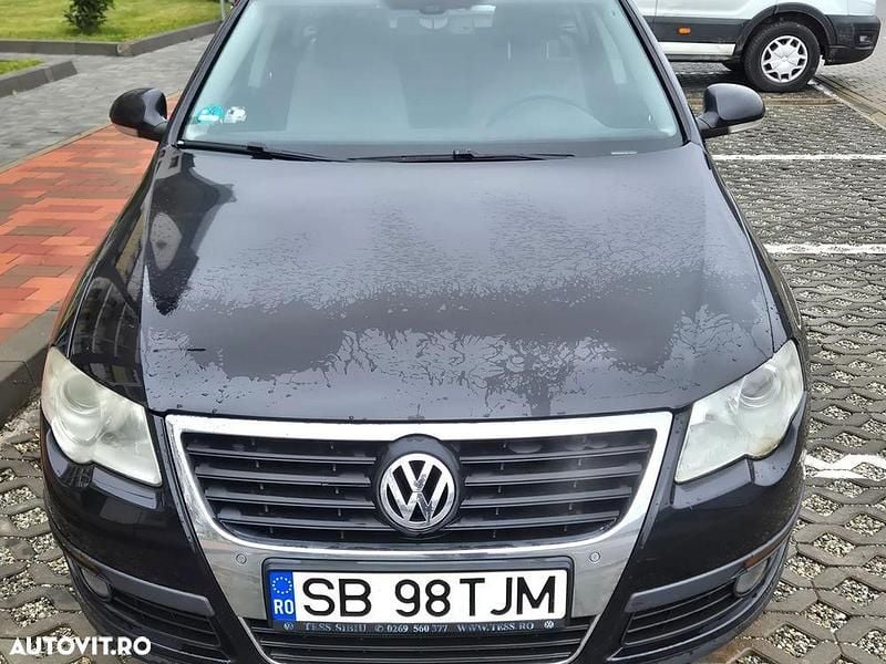 Culoarenegru Utilizat 2008 VW Passat Comfortline Break | 2.800 EUR (Preț bun) - Imagine 1/4