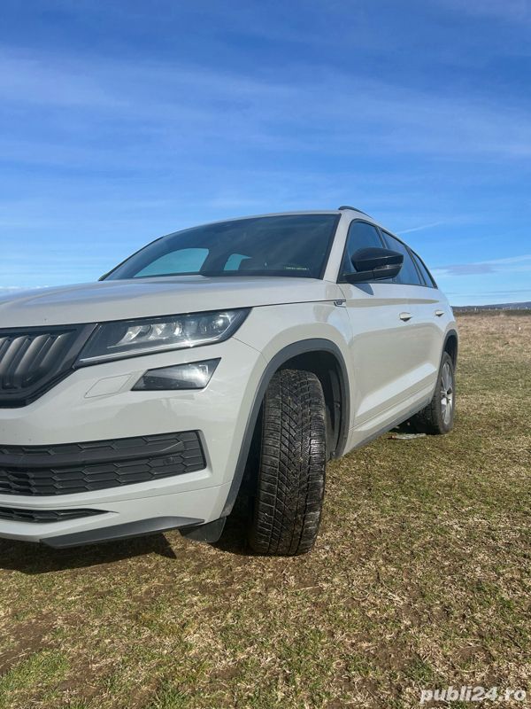 Gri Utilizat 2020 Skoda Kodiaq SportLine SUV | 22.750 EUR (Preț OK) - Imagine 1/4