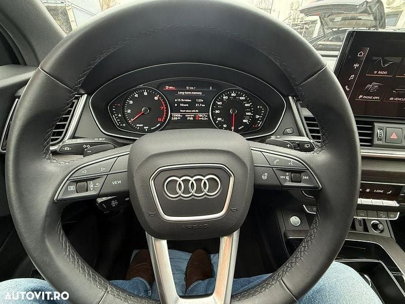 Second-hand Audi Q5 Sport 204 CP (150 kW) 2024 Culoarealb SUV