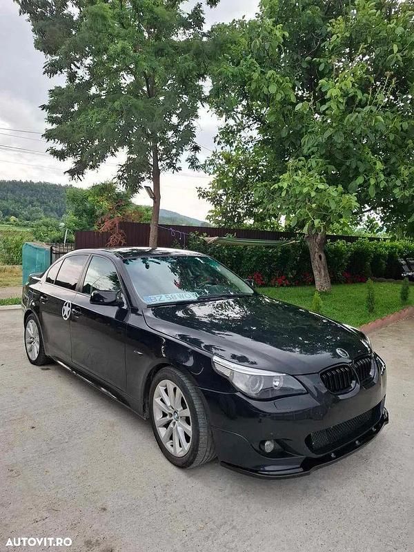 Culoarenegru Utilizat 2005 BMW 530 Break | 5.000 EUR - Imagine 1/4