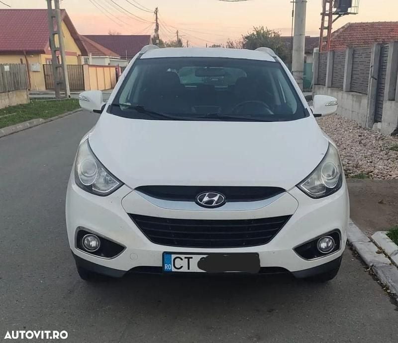 Culoarealb Utilizat 2011 Hyundai ix35 Classic SUV | 5.990 EUR (Preț OK) - Imagine 1/4