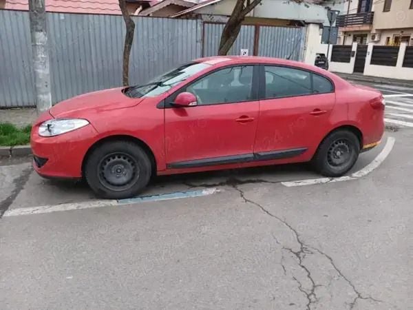 Second-hand Renault Fluence 110 CP (80 kW) 2011 Rosu Berlinǎ