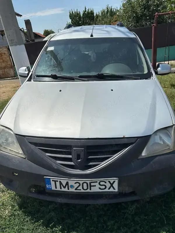 Utilizat 2012 Dacia Logan Berlinǎ | 1.700 EUR (Preț bun) - Imagine 1/4