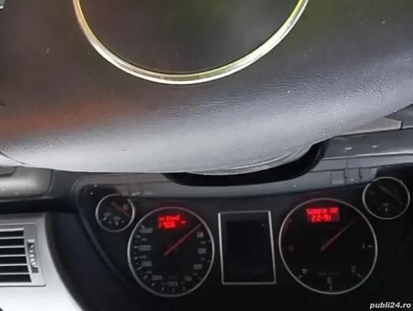 Gri Utilizat 2004 Audi A4 Break | 3.000 EUR (Scump) - Imagine 1/4