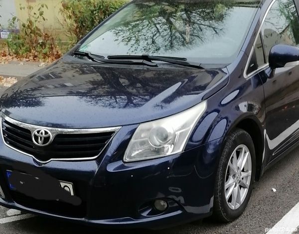 Albastru Utilizat 2011 Toyota Avensis Break | 6.800 EUR (Scump) - Imagine 1/4