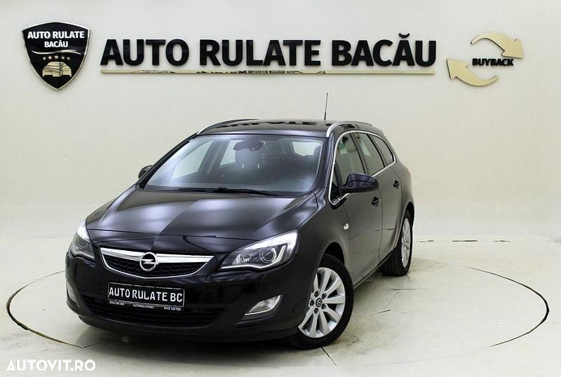 Negru Utilizat 2011 Opel Astra Sport Break | 5.550 EUR (Scump) - Imagine 1/4