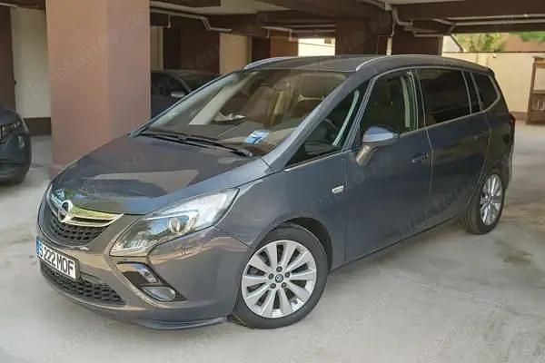 Utilizat 2015 Opel Zafira Monovolum | 6.600 EUR (Preț OK) - Imagine 1/4