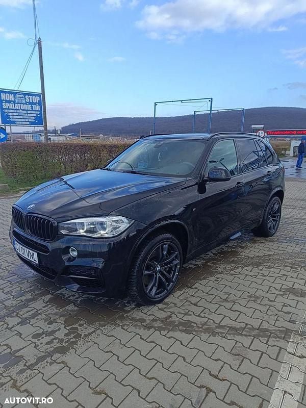 Culoarenegru Second-hand 2016 BMW X5 Sport Line SUV | 20.500 EUR (Super Preț) - Imagine 1/4