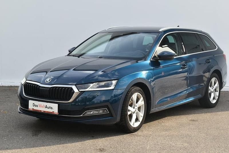 Albastru mediu normal Utilizat 2021 Skoda Octavia Style Break | 22.500 EUR - Imagine 1/4