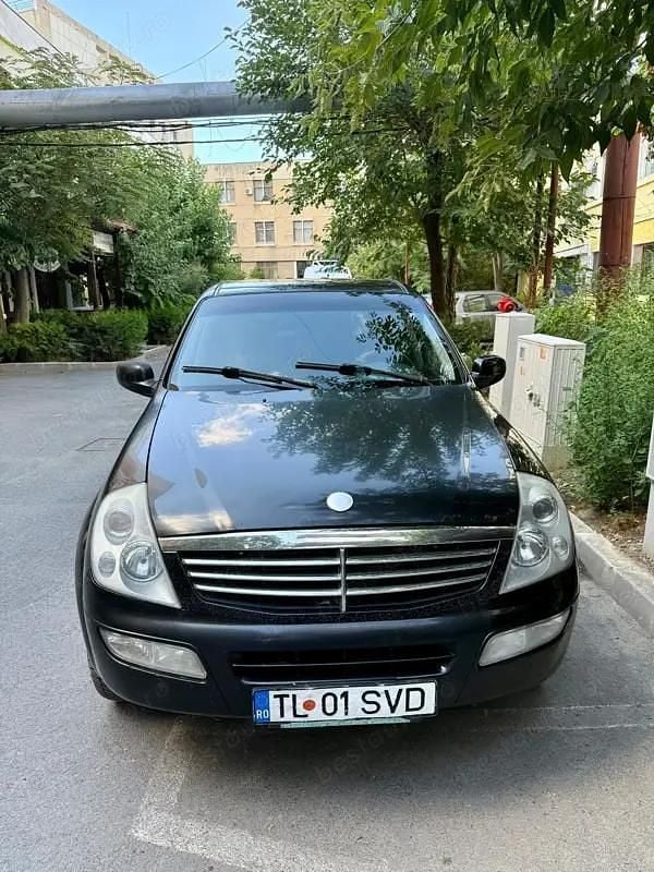 Utilizat 2005 Ssangyong Rexton SUV | 12.000 EUR - Imagine 1/4