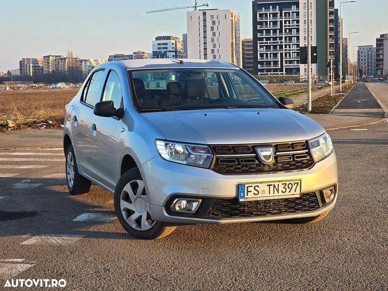 Culoareargint Utilizat 2020 Dacia Logan Essentiel Berlinǎ | 7.600 EUR (Preț bun) - Imagine 1/4
