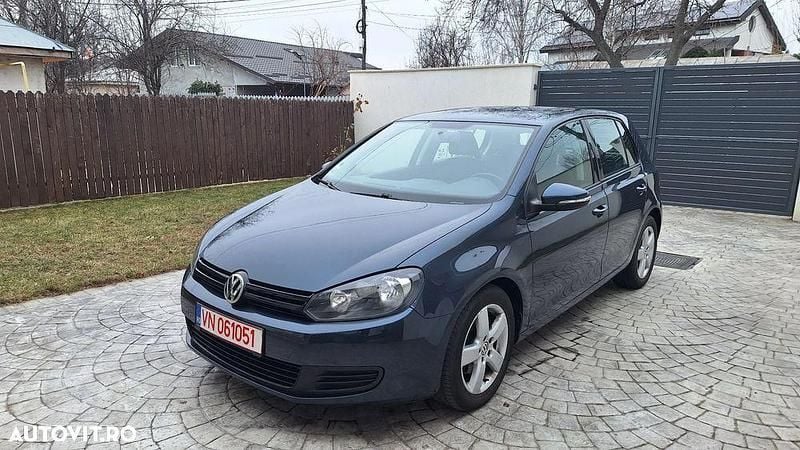 Culoarealbastru Second-hand 2011 VW Golf VI Highline Hatchback | 4.399 EUR (Preț bun) - Imagine 1/4