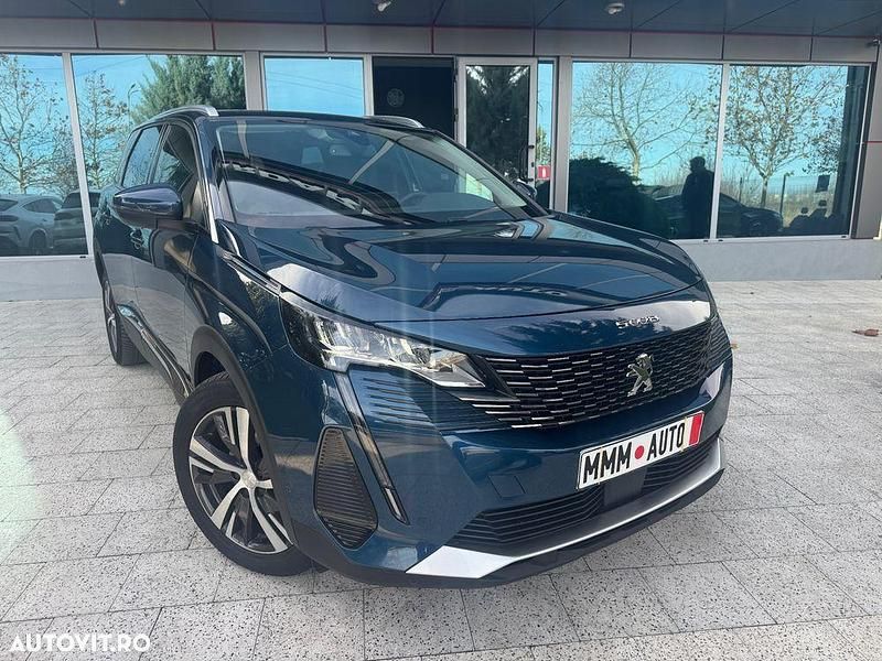 Second-hand Peugeot 5008 Allure 136 CP (100 kW) 2022 Culoarealbastru SUV