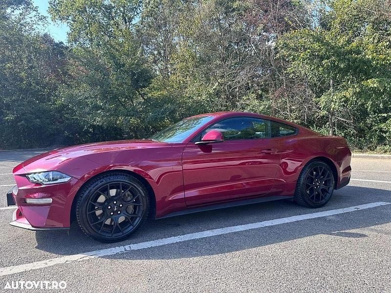Culoarerosu Utilizat 2019 Ford Mustang Coupe | 27.900 EUR (Scump) - Imagine 1/4