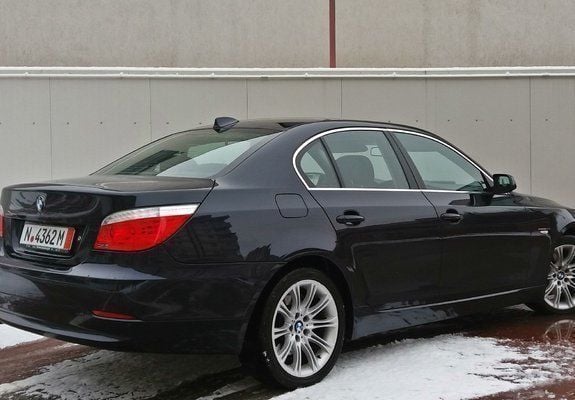 Second-hand BMW 530 Sport Line 235 CP (172 kW) 2008 Negru Berlinǎ