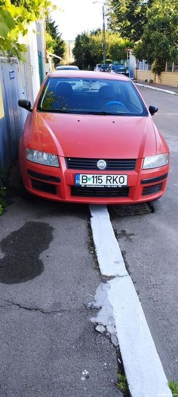 Rosu Utilizat 2003 Fiat Stilo | 1.100 EUR - Imagine 1/4