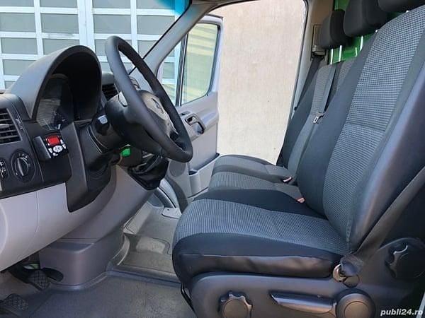 Second-hand Mercedes Sprinter 160 CP (117 kW) 2012 Van