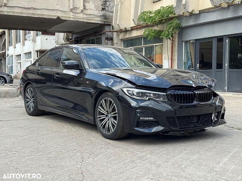 Negru Utilizat 2019 BMW 320 M Sport Berlinǎ | 17.900 EUR - Imagine 1/4