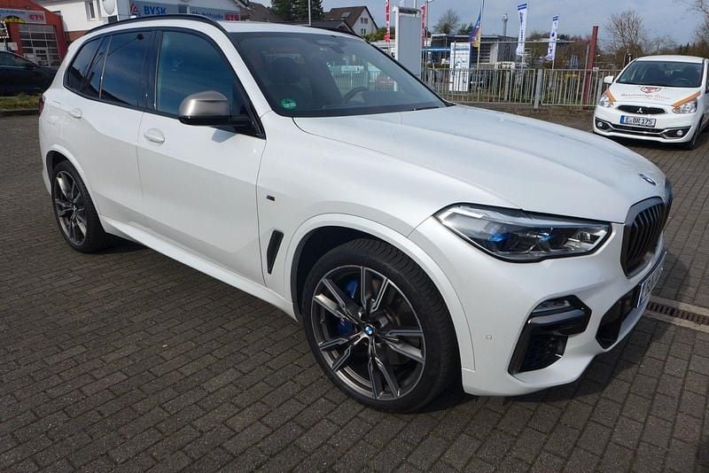 Utilizat 2020 BMW X5 M50 SUV | 67.571 EUR - Imagine 1/1