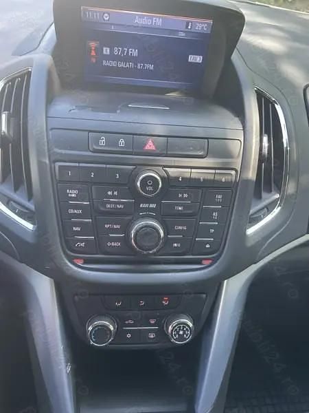 Second-hand Opel Zafira Tourer 130 CP (95 kW) 2013 Monovolum