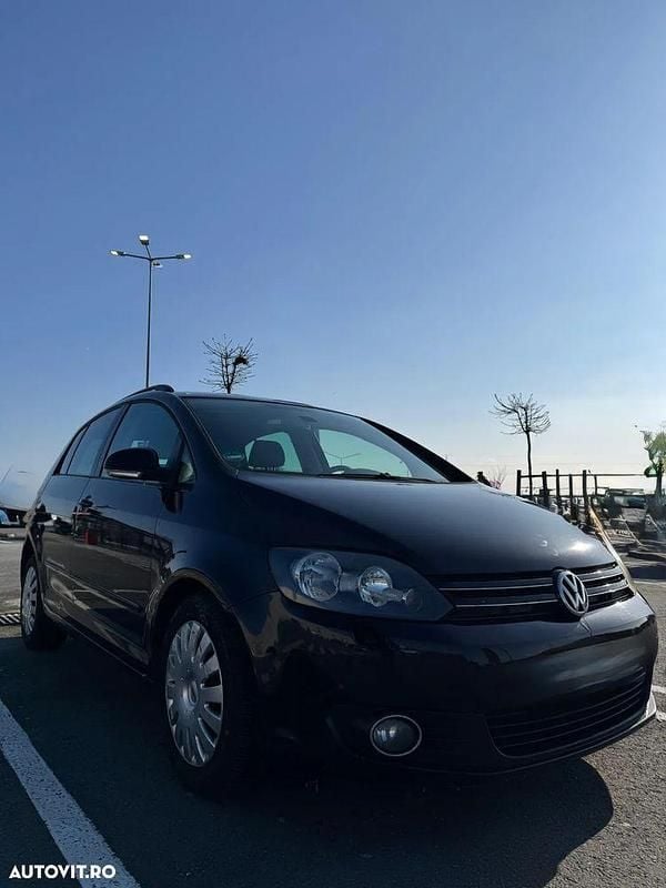 Culoarenegru Utilizat 2010 VW Golf VI Hatchback | 3.500 EUR (Preț bun) - Imagine 1/4