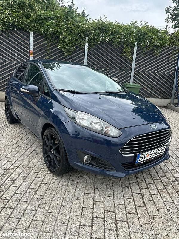 Albastru Utilizat 2014 Ford Fiesta Trend Hatchback | 4.550 EUR (Preț OK) - Imagine 1/4