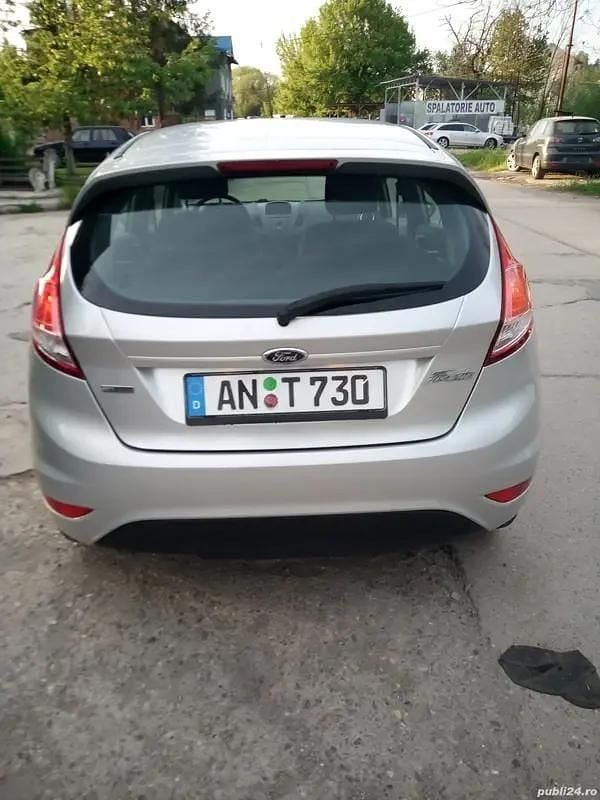 Second-hand Ford Fiesta 100 CP (73 kW) 2015 Hatchback