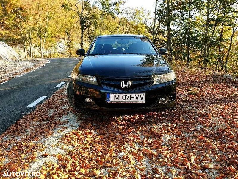 Second-hand Honda Accord Executive 140 CP (102 kW) 2008 Culoarenegru Berlinǎ