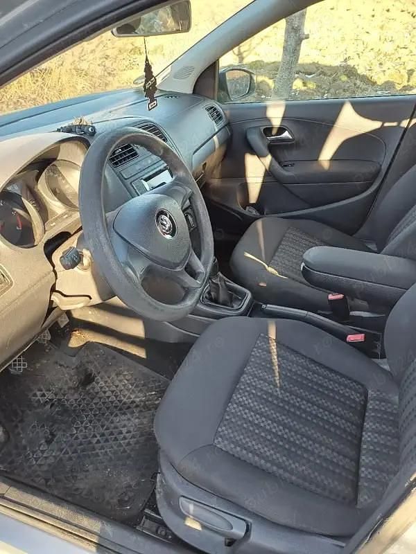 Second-hand VW Polo 55 CP (40 kW) 2015 Hatchback