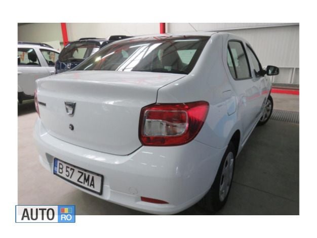 Second-hand Dacia Logan 75 CP (55 kW) 2014 Alb Berlinǎ
