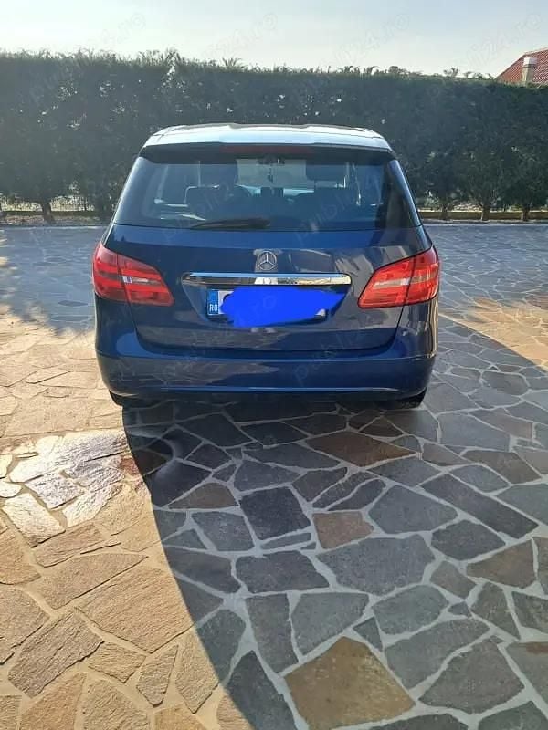 Second-hand Mercedes B180 108 CP (79 kW) 2012 Monovolum