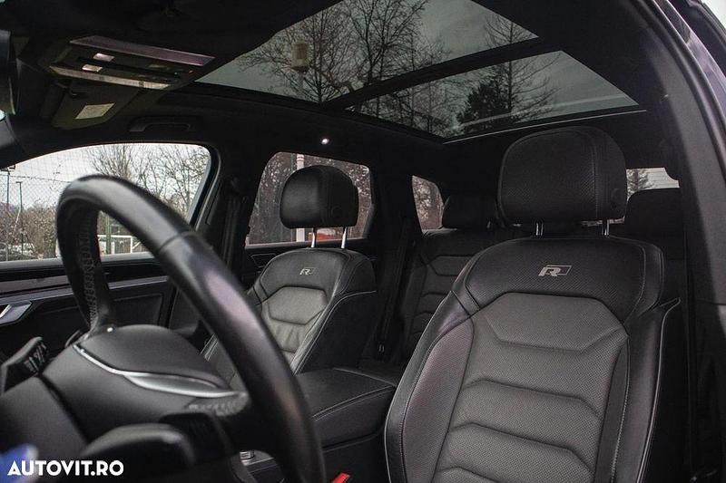 Second-hand VW Touareg Edition 286 CP (210 kW) 2019 Culoarenegru SUV