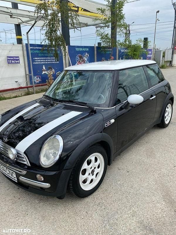 Culoarenegru Second-hand 2004 Mini Cooper Coupé Coupe | 1.900 EUR (Preț OK) - Imagine 1/4