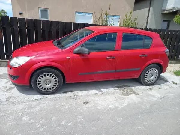 Utilizat 2009 Opel Astra Hatchback | 2.700 EUR (Puțin scump) - Imagine 1/4