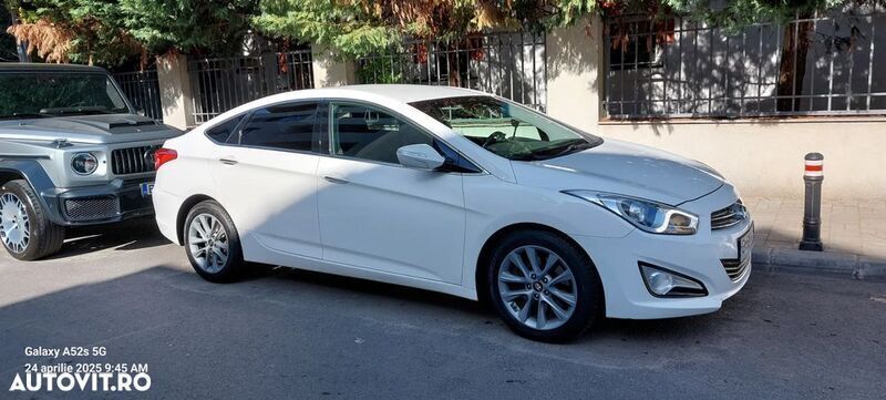Alb Utilizat 2014 Hyundai i40 Berlinǎ | 5.999 EUR (Preț OK) - Imagine 1/4