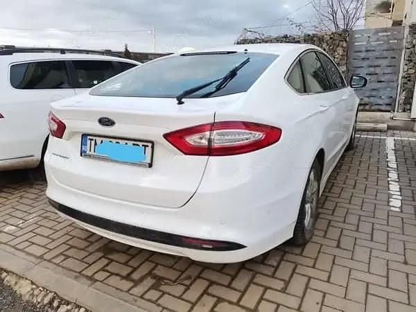 Second-hand Ford Mondeo 150 CP (110 kW) 2015 Alb Berlinǎ