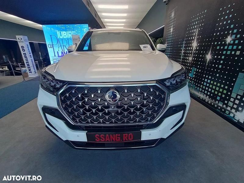 Culoarealb Utilizat 2024 Ssangyong (KGM) Rexton SUV | 39.446 EUR (Super Preț) - Imagine 1/4