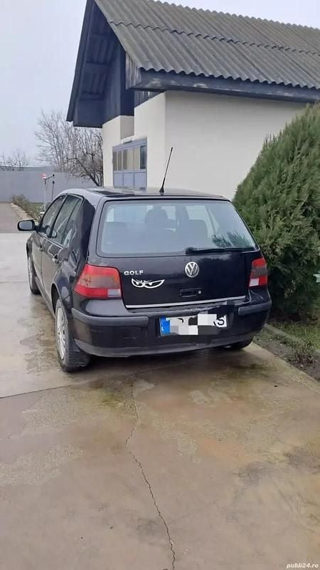 Utilizat 2001 VW Golf IV SE Hatchback | 750 EUR (Preț bun) - Imagine 1/2