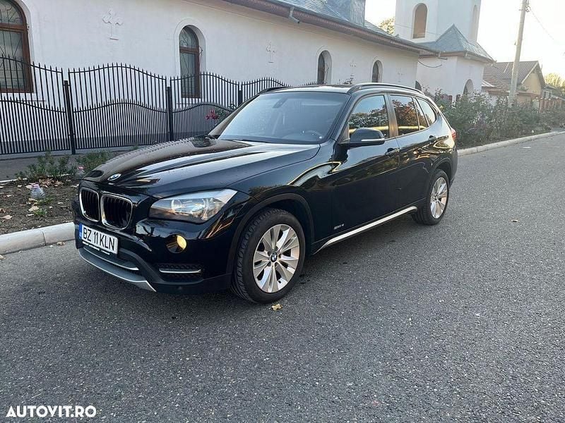 Culoarenegru Utilizat 2014 BMW X1 Sport Line SUV | 7.999 EUR (Preț OK) - Imagine 1/4