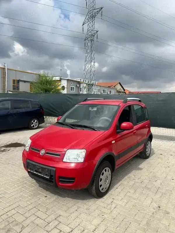 Utilizat 2012 Fiat Panda Hatchback | 3.900 EUR - Imagine 1/4