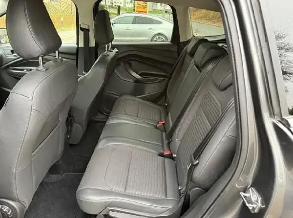 Second-hand Ford Kuga Titanium 180 CP (132 kW) 2017 Gri SUV