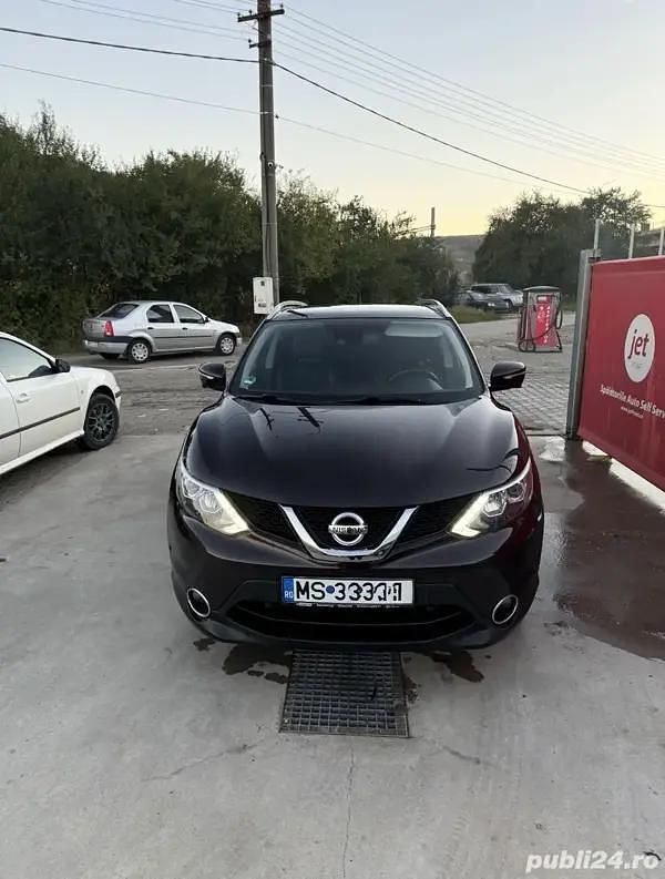 Second-hand Nissan Qashqai 360º 130 CP (95 kW) 2014 Violet SUV