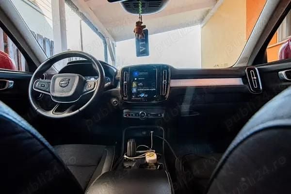 Second-hand Volvo XC40 150 CP (110 kW) 2018 SUV