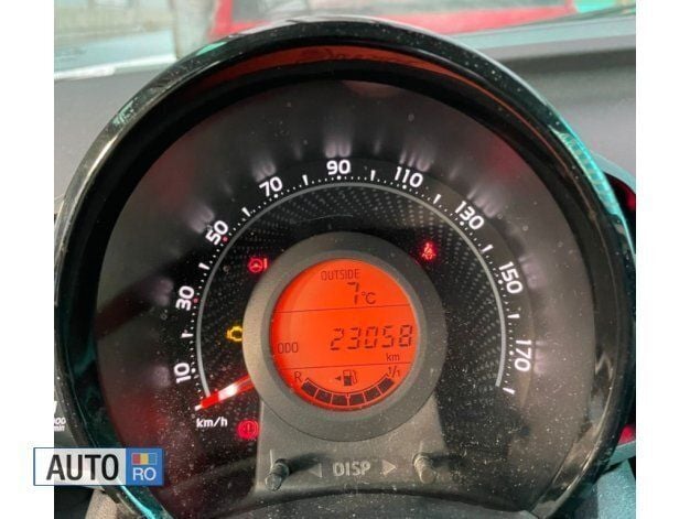 Second-hand Toyota Aygo 72 CP (52 kW) 2019 Alb Hatchback