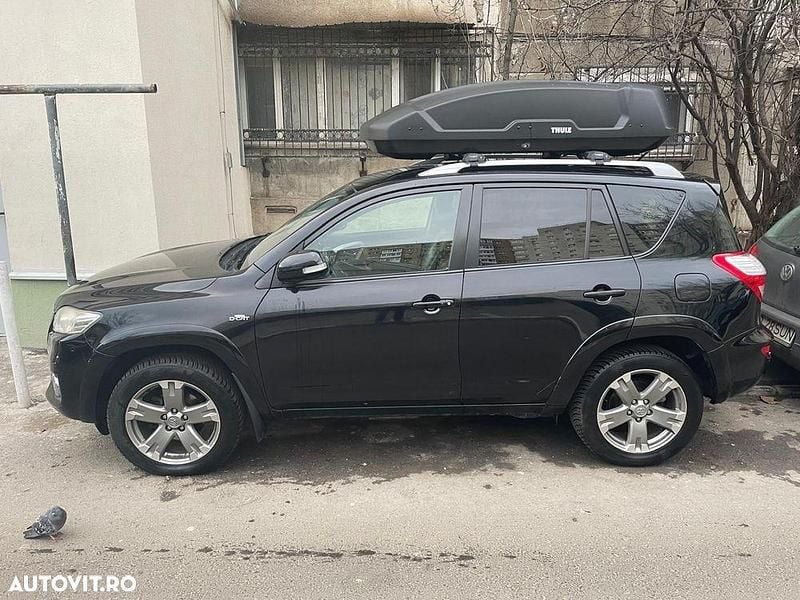 Second-hand Toyota RAV4 150 CP (110 kW) 2011 Culoarenegru SUV