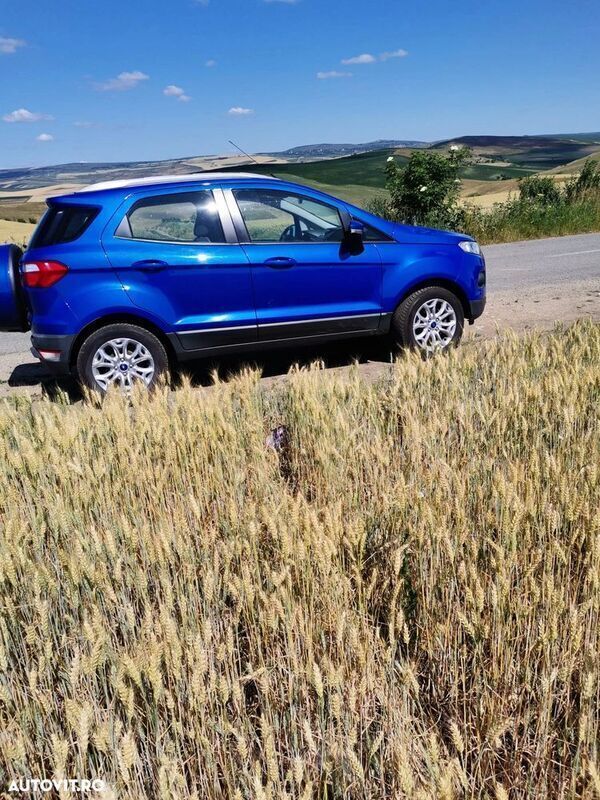 Albastru Utilizat 2017 Ford Ecosport Titanium SUV | 8.100 EUR (Preț bun) - Imagine 1/4