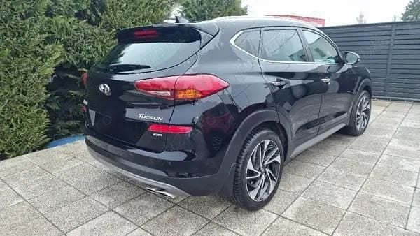 Second-hand Hyundai Tucson 132 CP (97 kW) 2019 Negru SUV