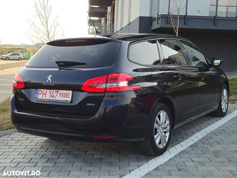 Second-hand Peugeot 308 Style 120 CP (88 kW) 2015 Culoarealbastru Break