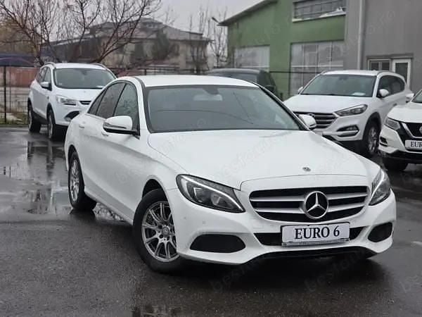 Argintiu Second-hand 2018 Mercedes C180 Berlinǎ | 19.800 EUR (Preț OK) - Imagine 1/4
